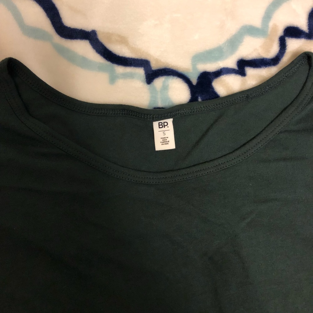 Green long sleeve shirt